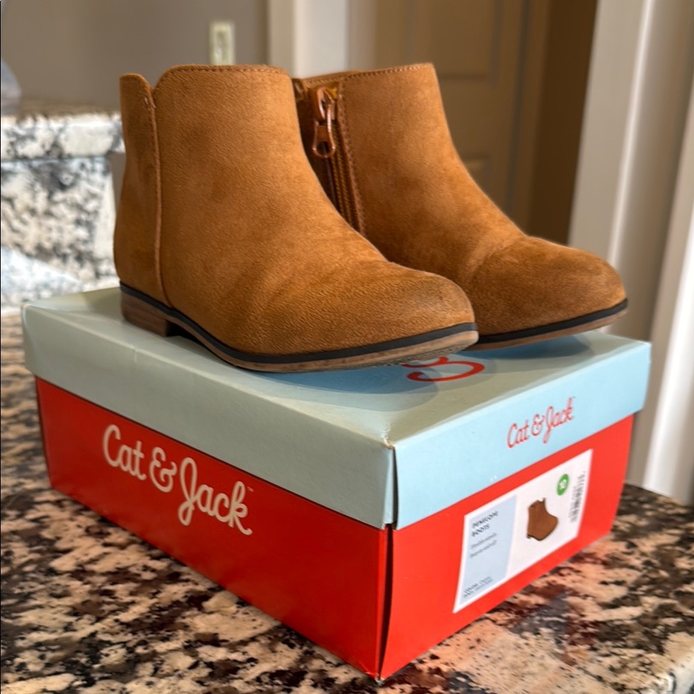 Toddler Girl Cat & Jack Kids Ankle Boots